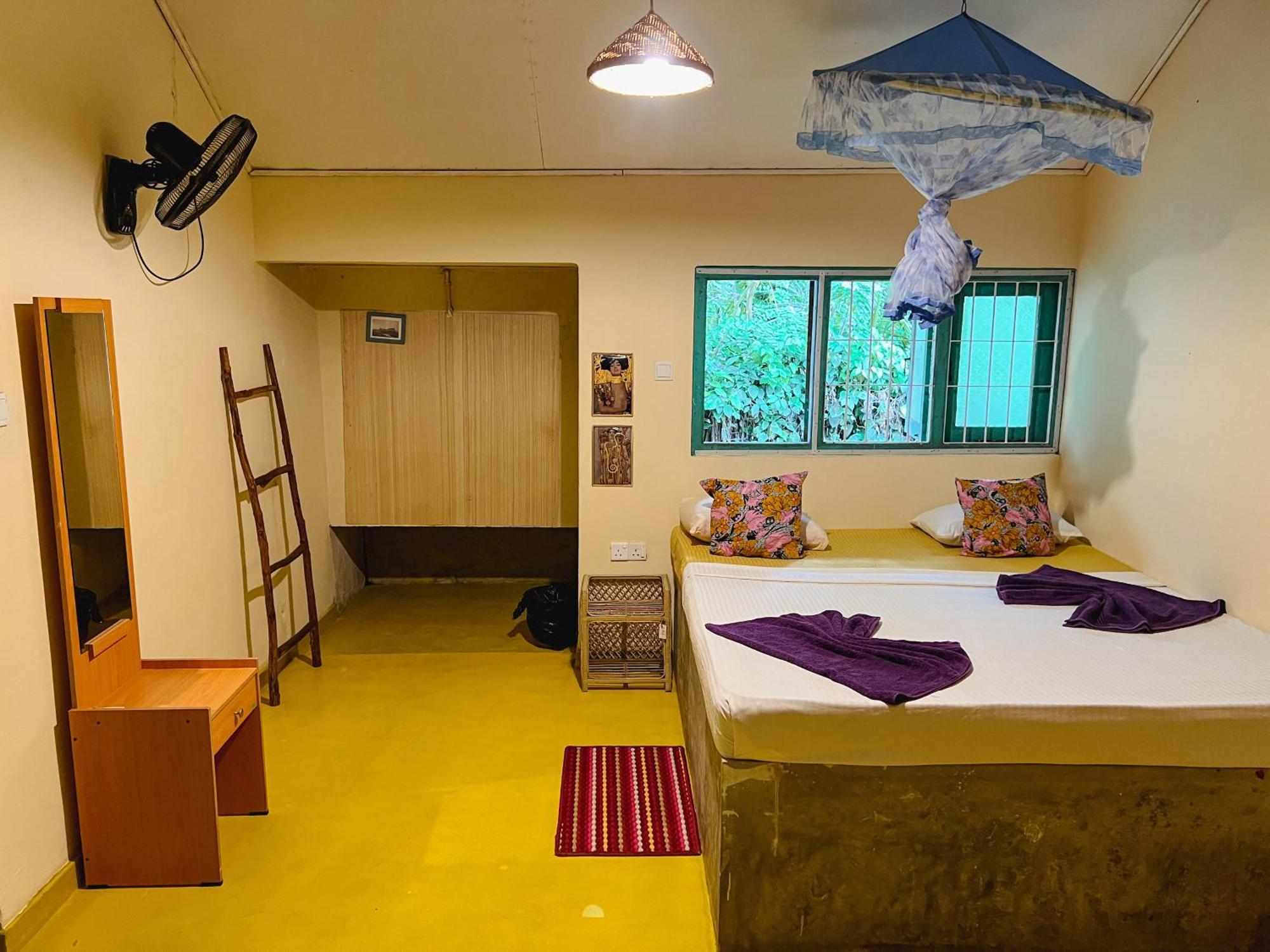 Lazy Monkey Surfhostel - Sri Lanka Dikwella Exteriér fotografie